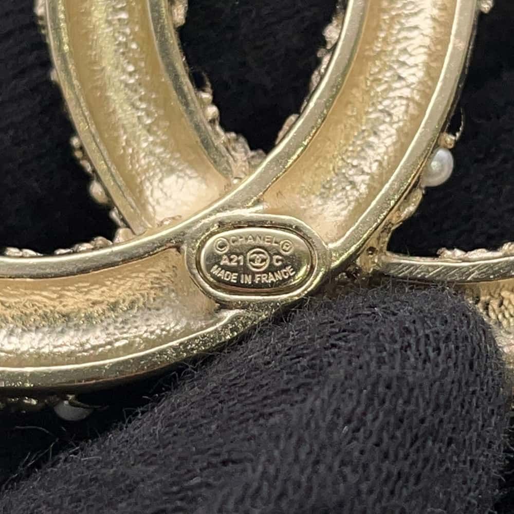 Chanel Brooch CC Logo Rhinestone Faux Pearl — view 7