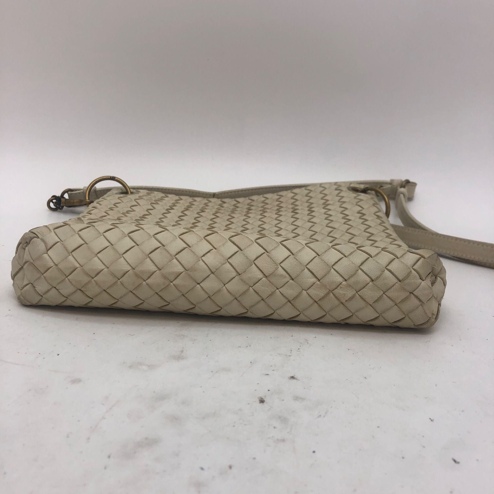 Bottega Veneta Shoulder Bag Crossbody Intre White Pochette Travel — view 4