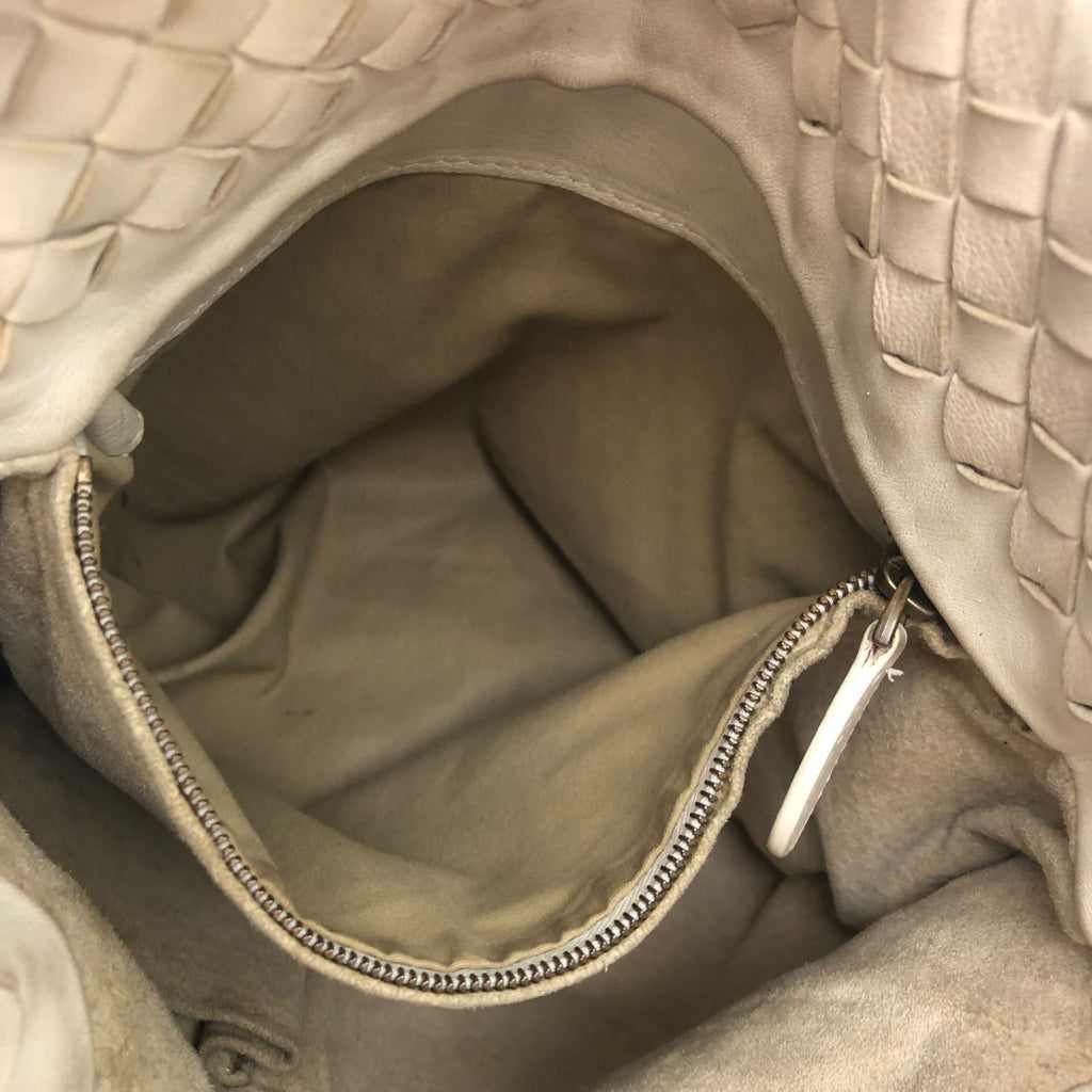 Bottega Veneta Shoulder Bag Crossbody Intre White Pochette Travel — view 8