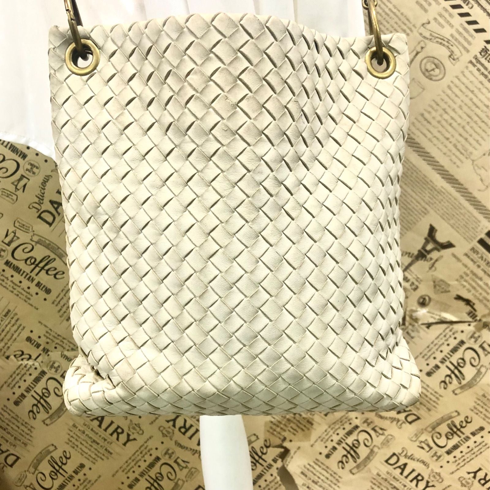 Bottega Veneta Shoulder Bag Crossbody Intre White Pochette Travel — view 3