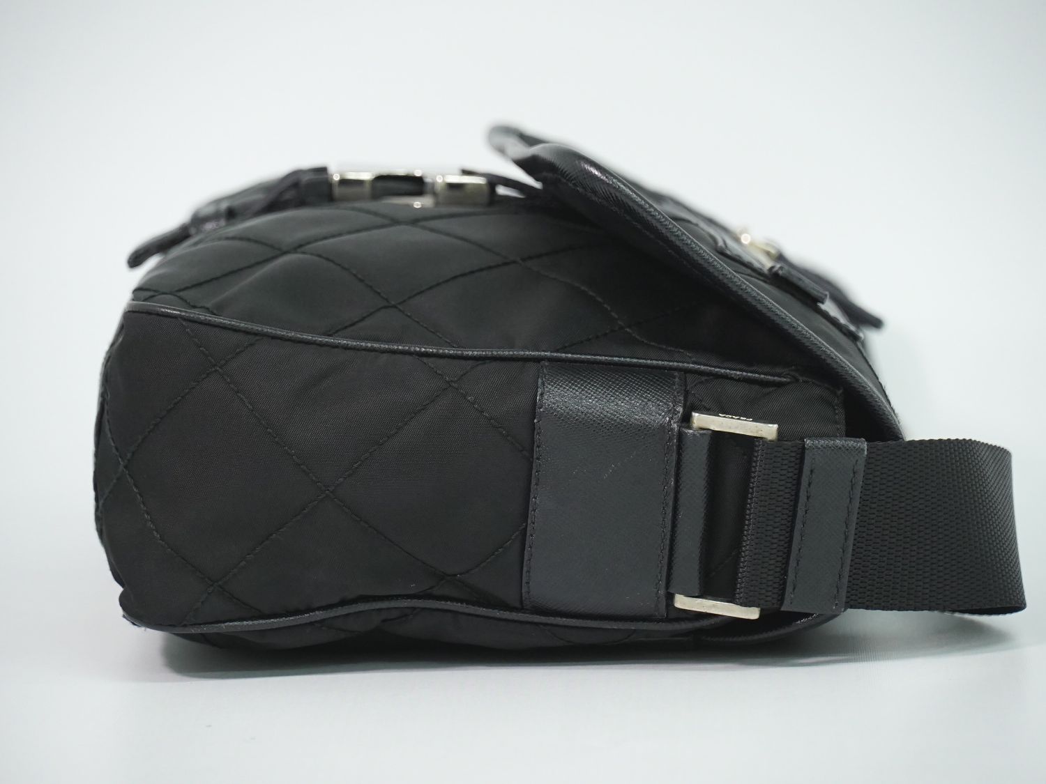 Prada Nylon Shoulder Bag Pochette Black — view 4