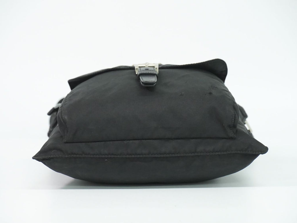Prada Nylon Shoulder Bag Pochette Black — view 3