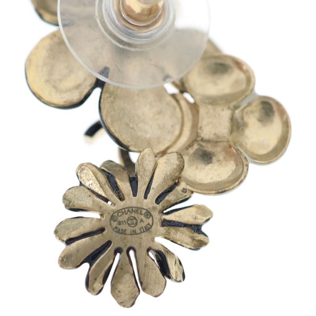 Chanel CC Logo Flower Earrings Black Gold — view 5
