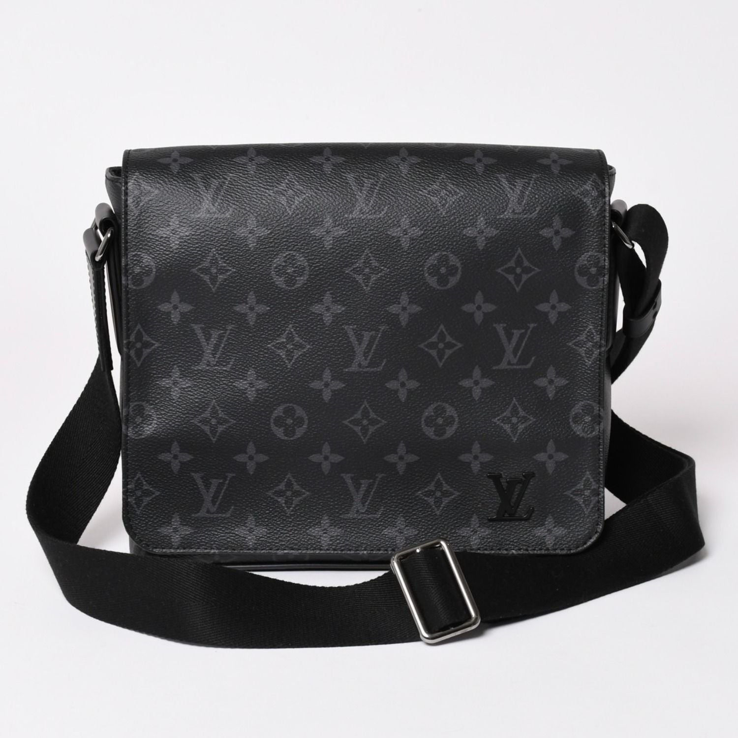 Louis Vuitton District PM Shoulder Bag Monogram Eclipse Canvas