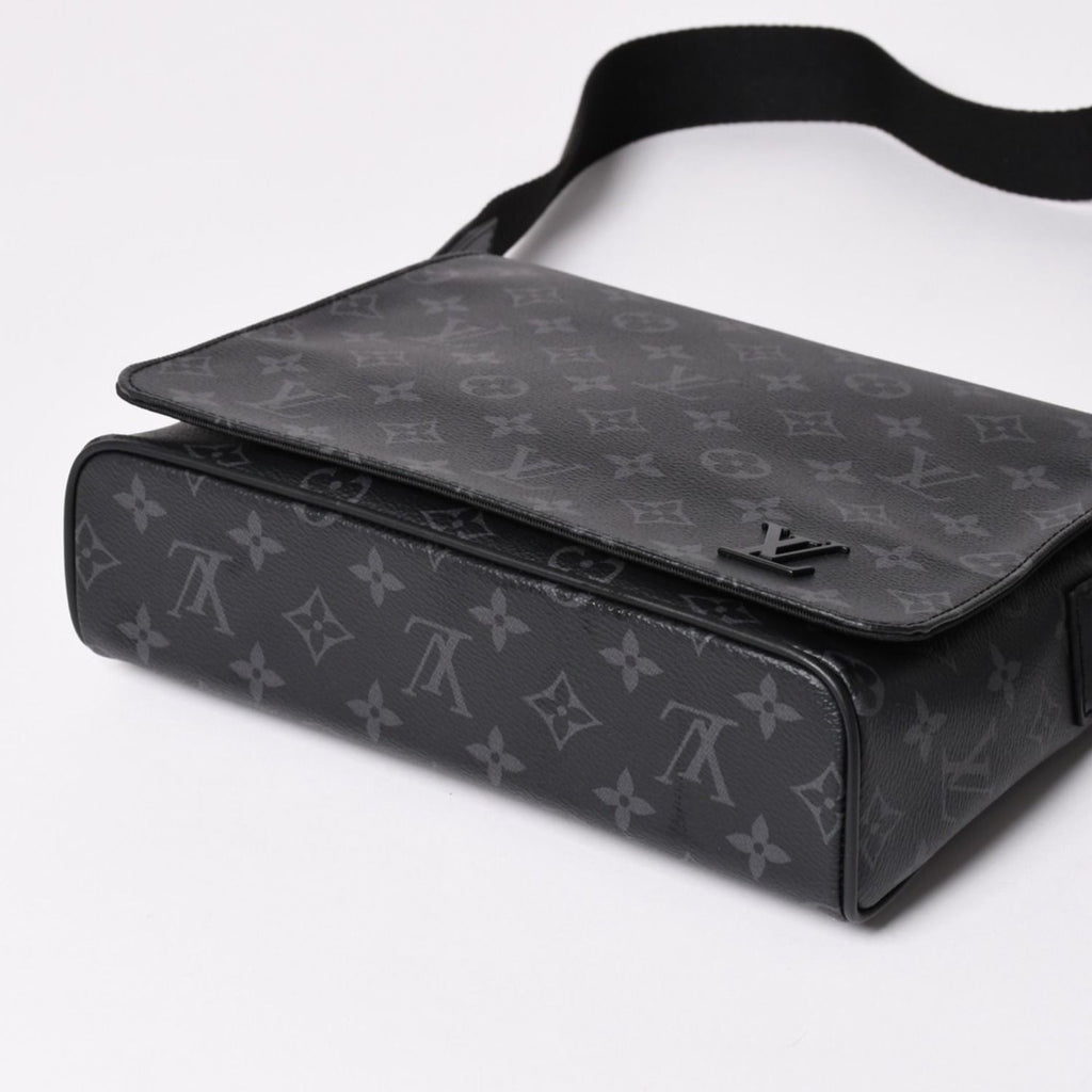 Louis Vuitton District PM Shoulder Bag Monogram Eclipse Canvas — view 7