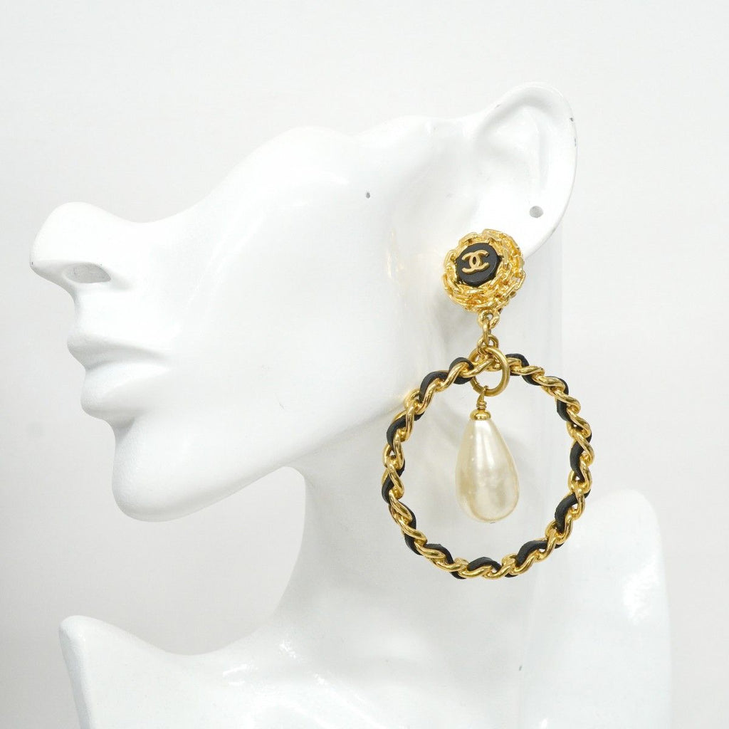 Chanel Earrings Vintage CC Logo Gold Plated Faux Pearl Black Cles Diss — view 5