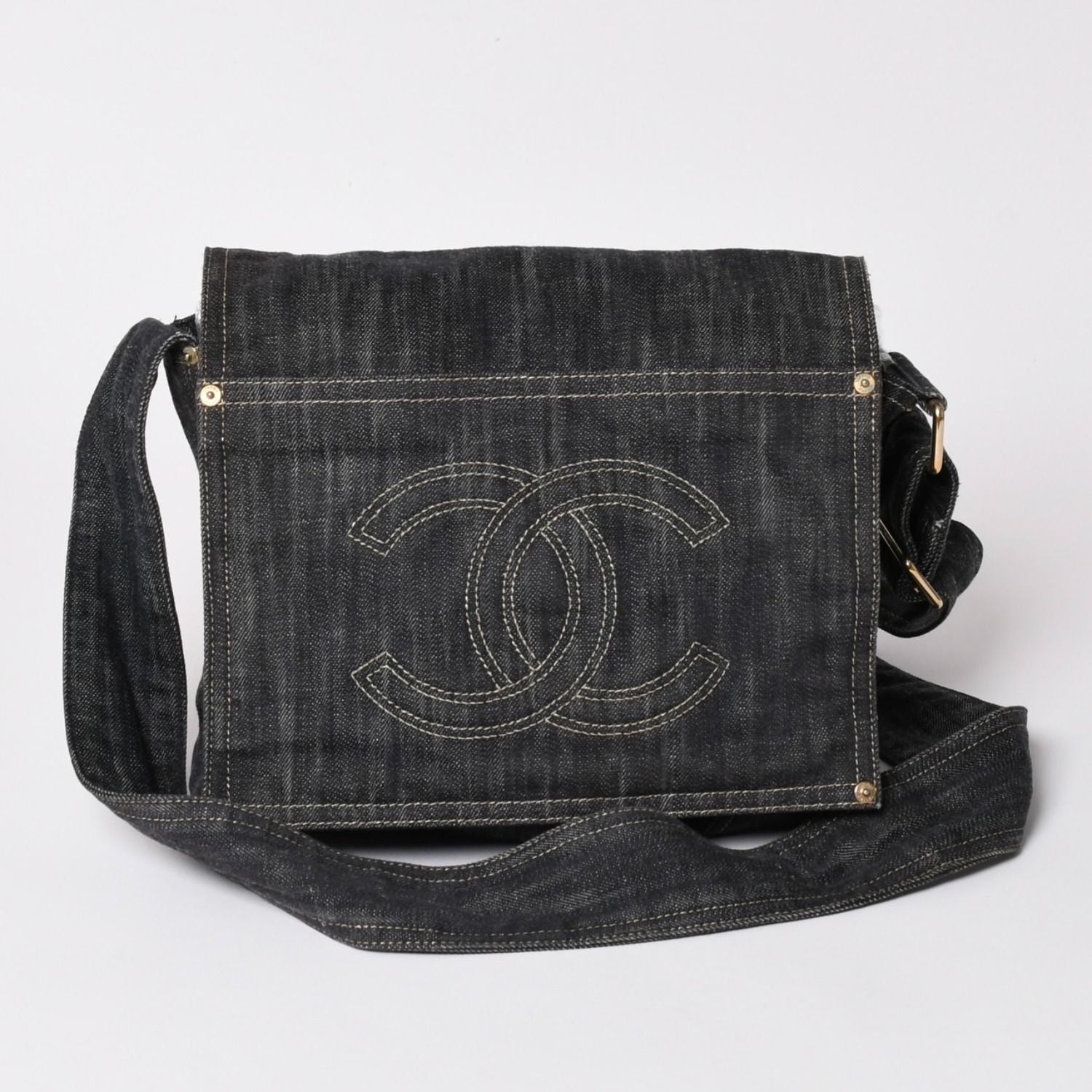 Chanel Shoulder Bag Sparkling Denim CC Logo Navy Gold