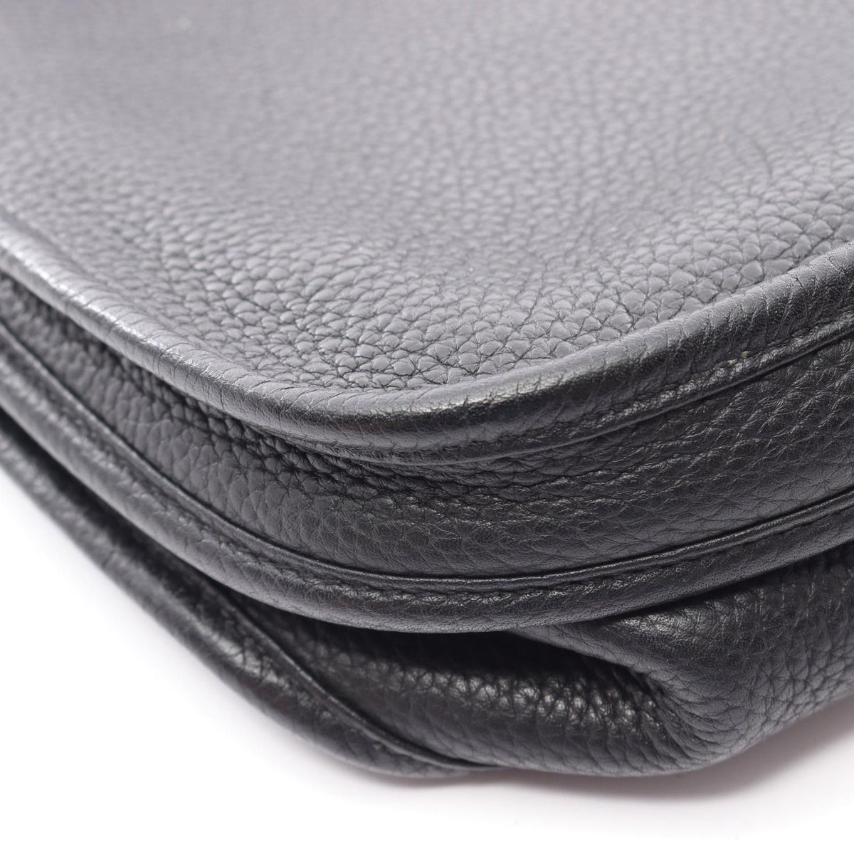 Hermes Shoulder Bag Evelyne 3 Trois GM Black Leather — view 6
