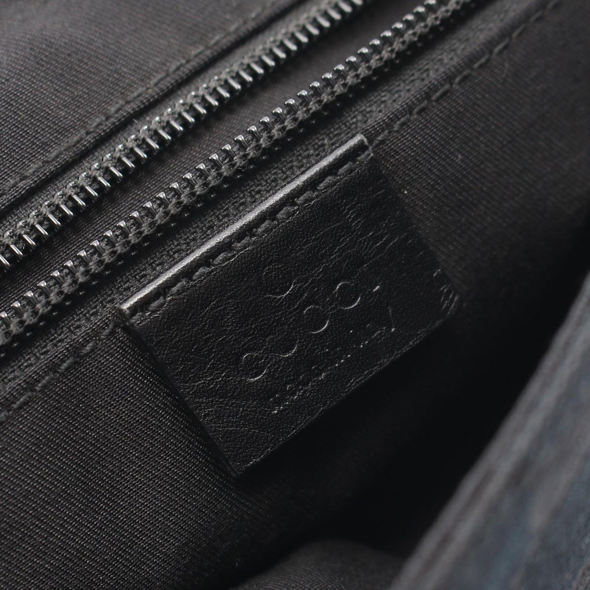 Gucci Waist Bag GG Canvas Black — view 4