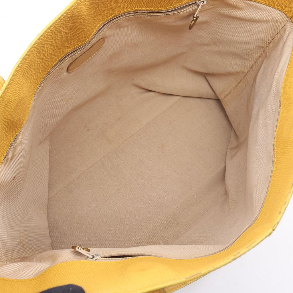Chanel Tote with Charm Yellow Leather — view 3
