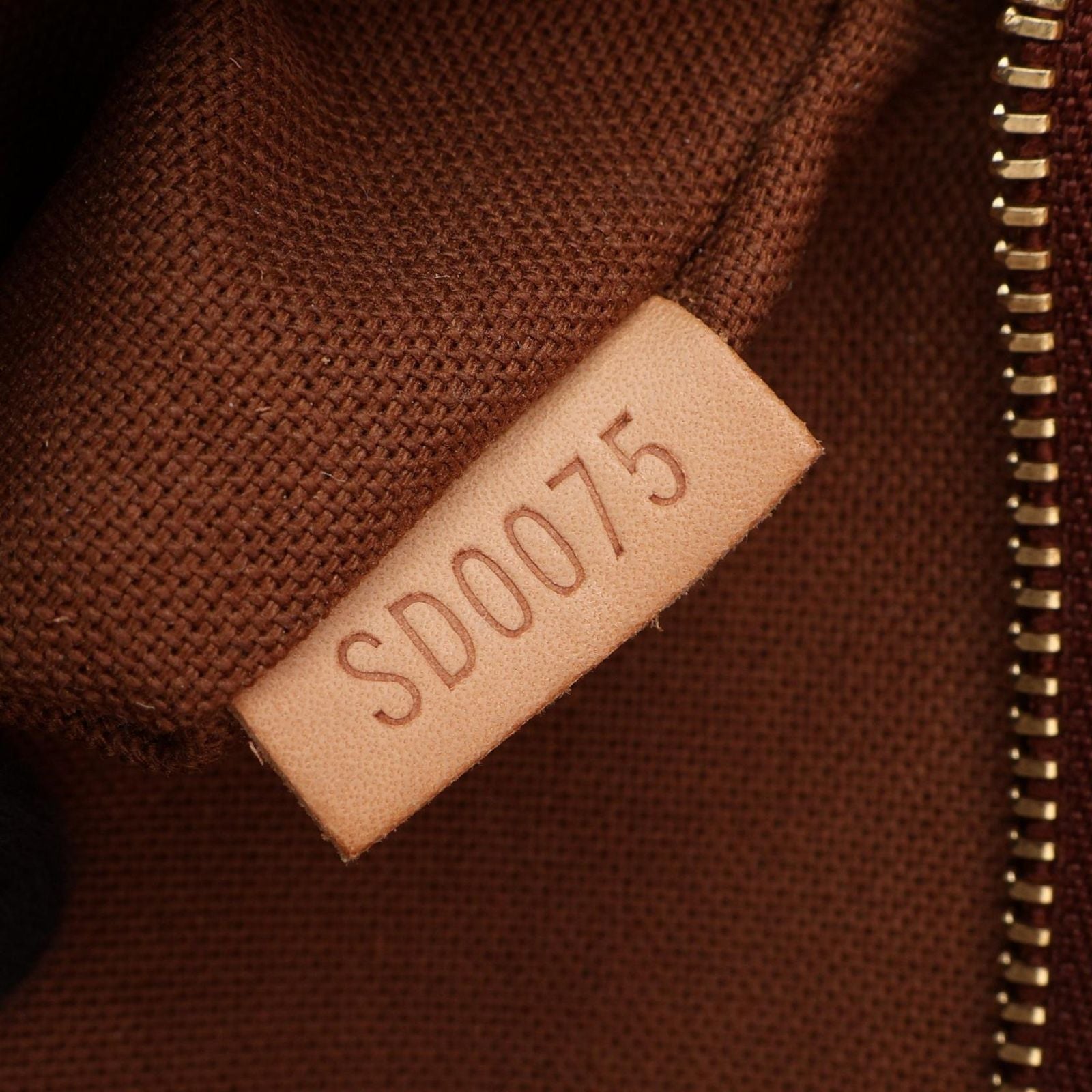Louis Vuitton Shoulder Bag Batignolles Oriental Canvas Leather — view 5