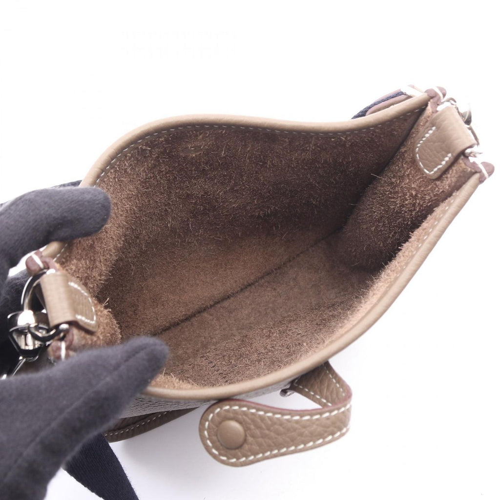 Hermes Shoulder Bag Evelyne TPM Amazon Etoupe Leather TPM — view 3
