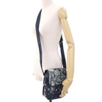 Louis Vuitton Savannah Messenger BB — view 9