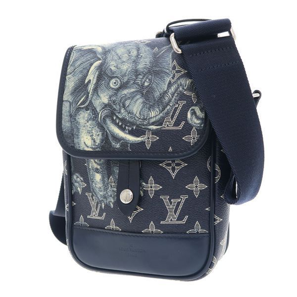 Louis Vuitton Savannah Messenger BB