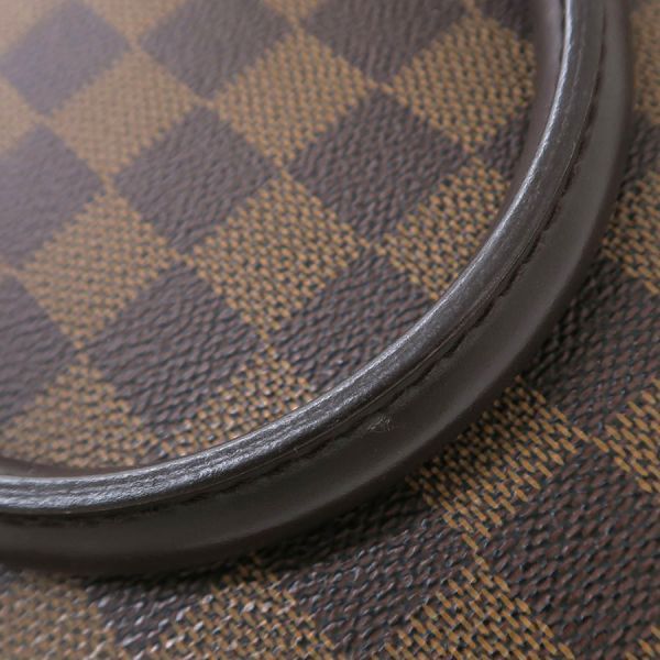 Louis Vuitton Damier Triana Clutch — view 4