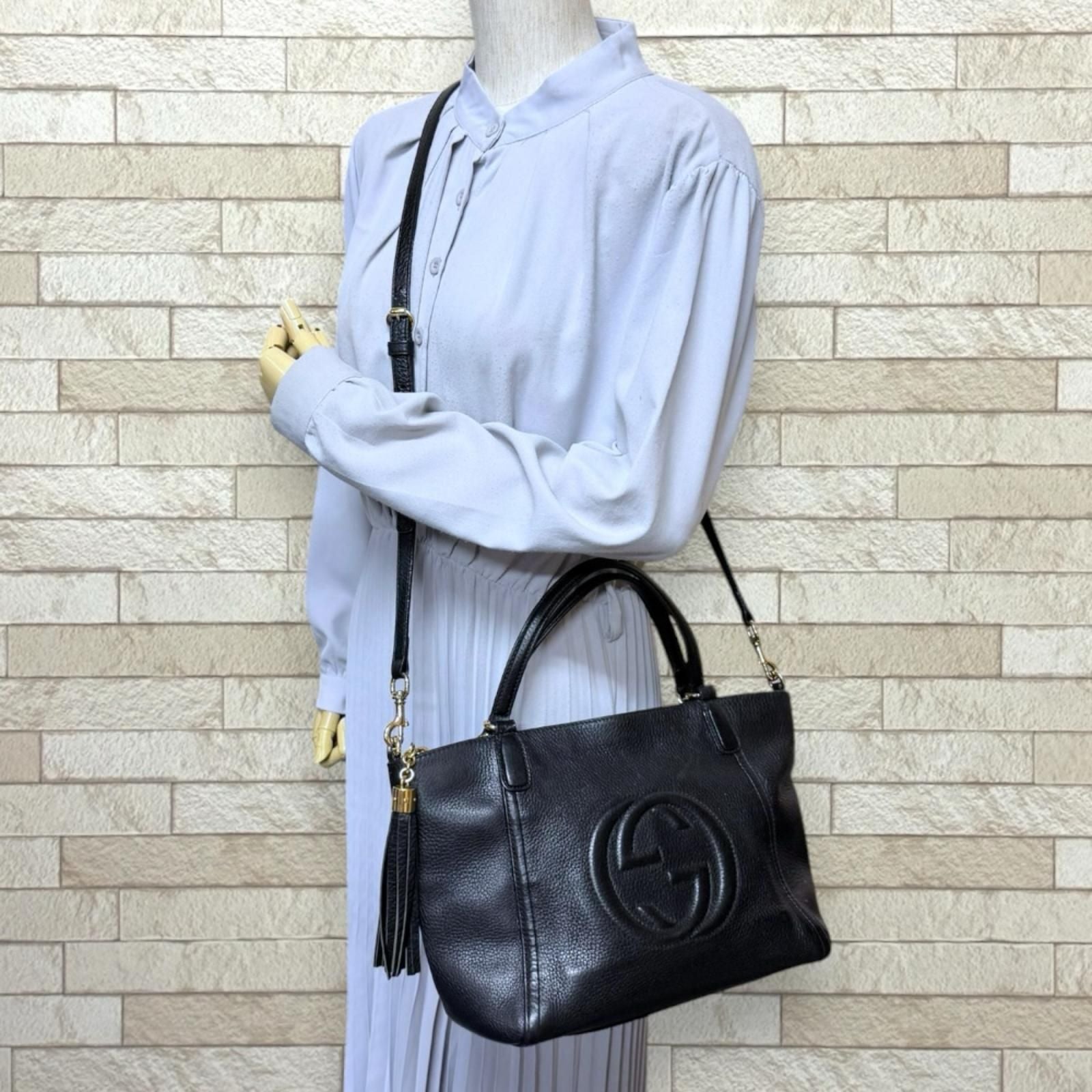 Gucci Soho Shoulder Bag Leather Black — view 2