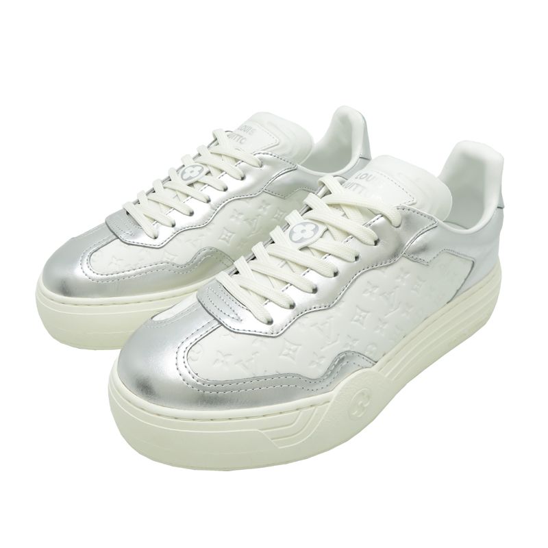 Louis Vuitton Sneakers White