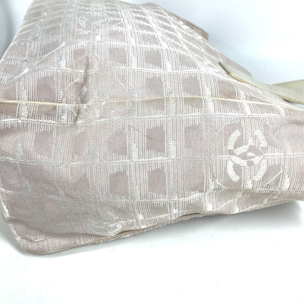 Chanel Tote New Travel Line Leather Nylon Beige — view 7