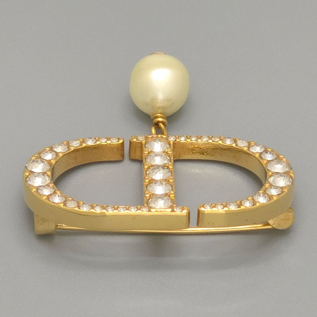 Dior Petit CD Brooch 3.25 cm Resin Pearl Crystal CD Signature Gold — view 3