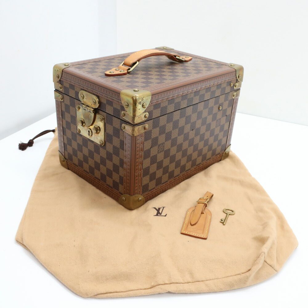 Louis Vuitton Heaven Damier Boite Flacon Cosmetic Box Makeup Box Trunk — view 8