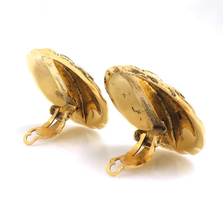 Chanel Earrings CC Logo — view 3