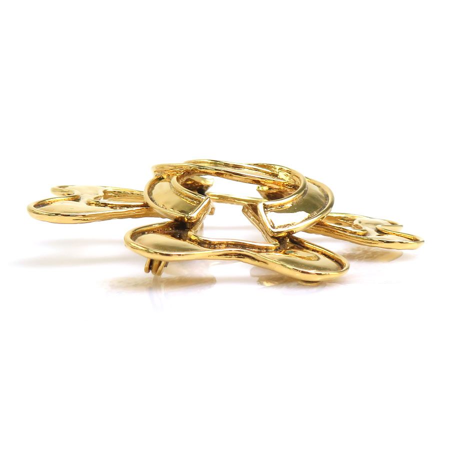 Chanel Brooch CC Logo — view 3