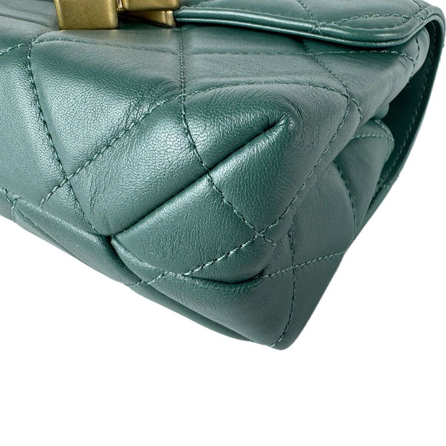 Chanel Shoulder Bag Green — view 9