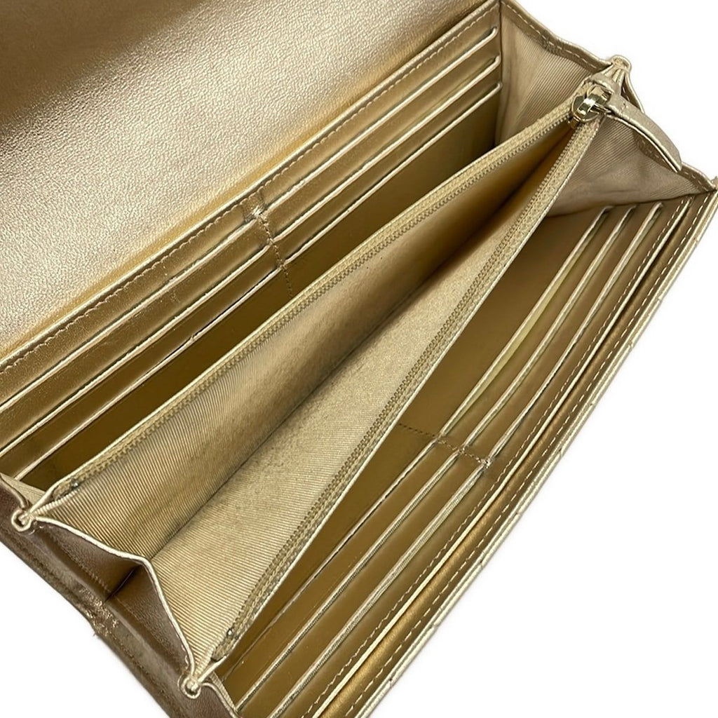 Chanel Wallet Quilted Gold Lambskin — view 5