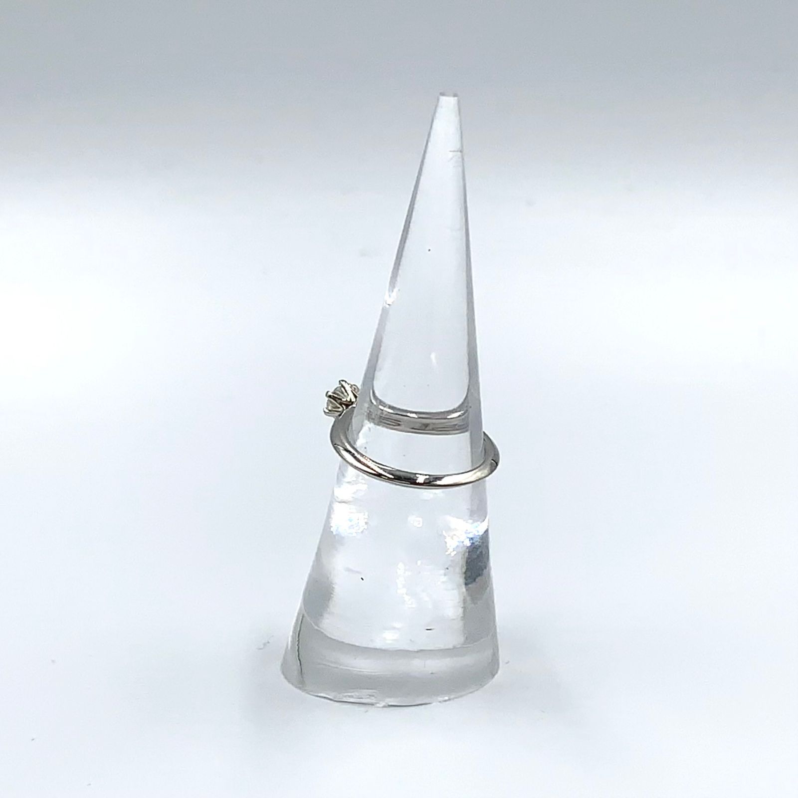 Tiffany & Co Solitaire Diamond Clear Platinum Ring — view 6