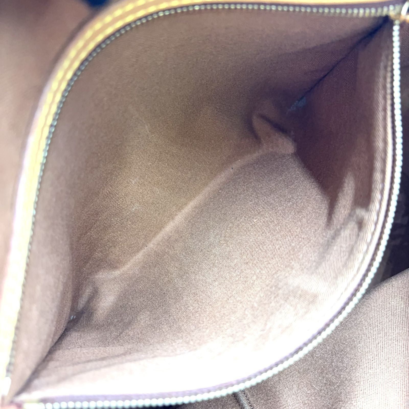 Louis Vuitton Cabas Mezzo Monogram Leather Brown Light Tote Gold — view 8