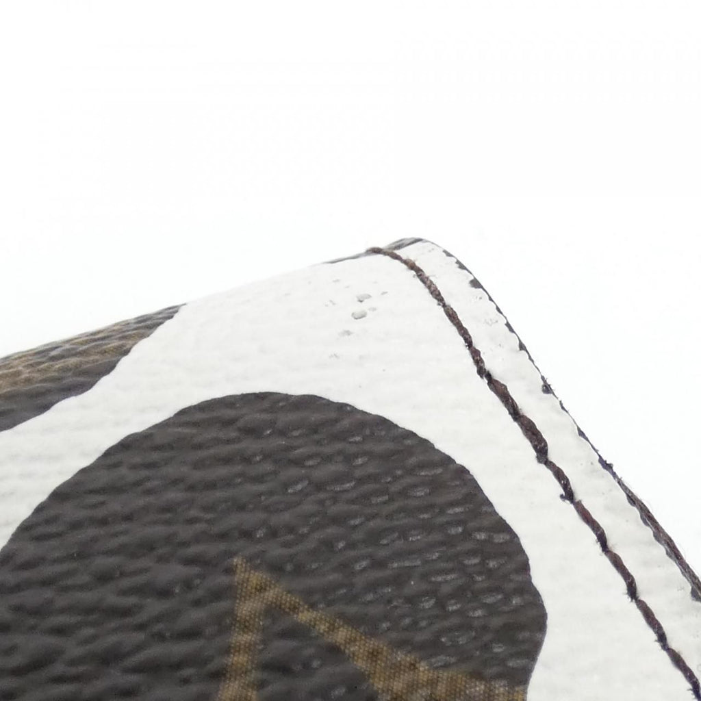 Louis Vuitton Monogram Pumpkin Dot Zippy Wallet — view 9