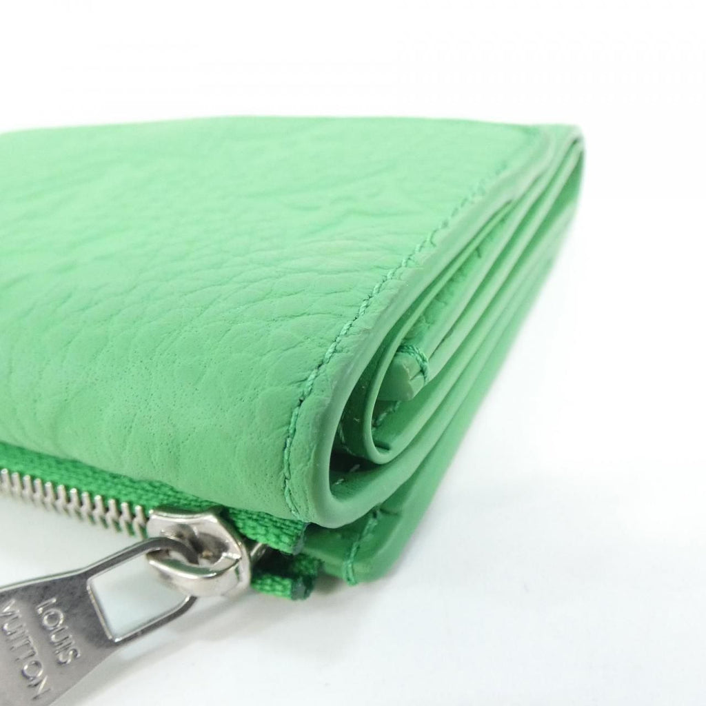 Louis Vuitton Taurillon Monogram Portefeuille Pilot Wallet — view 4