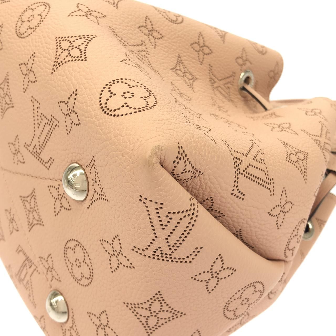 Louis Vuitton Mahina Bella Shoulder — view 3