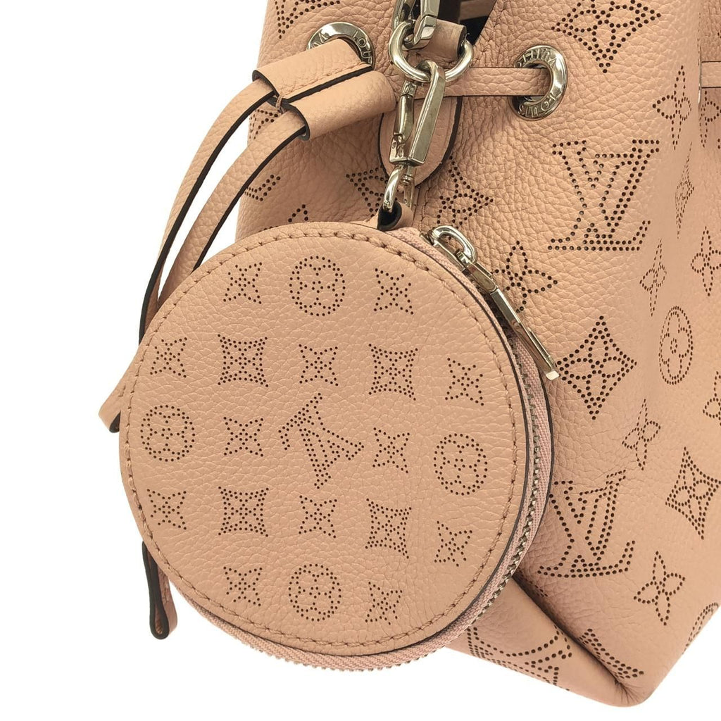 Louis Vuitton Mahina Bella Shoulder — view 4