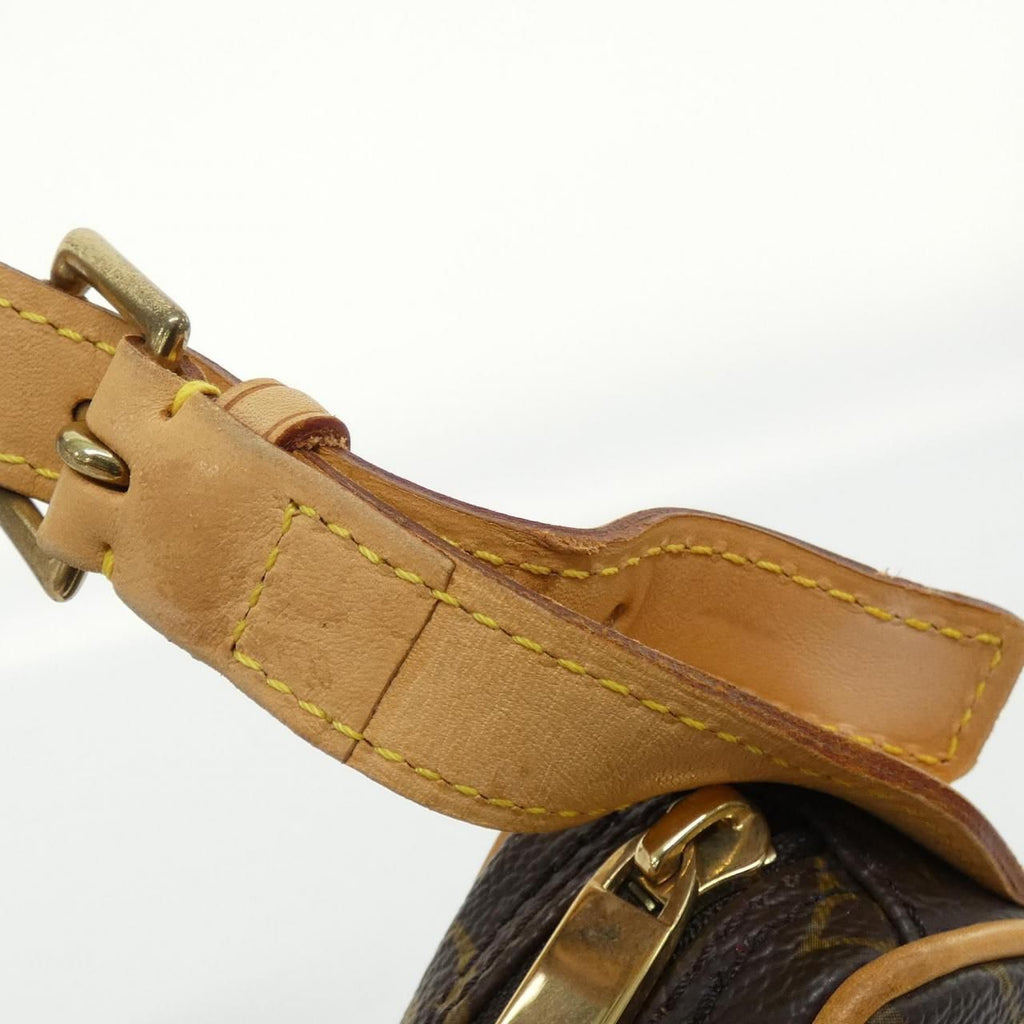 Louis Vuitton Vintage Monogram Pochette Croissant Shoulder — view 4