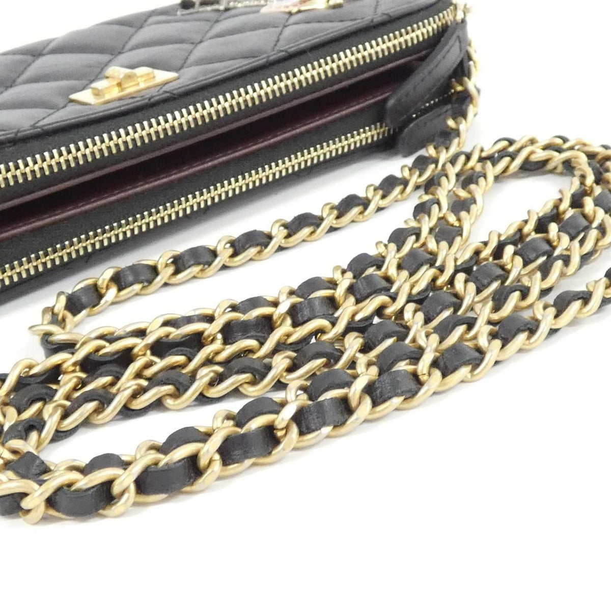 Chanel Chain Shoulder Bag Black — view 7