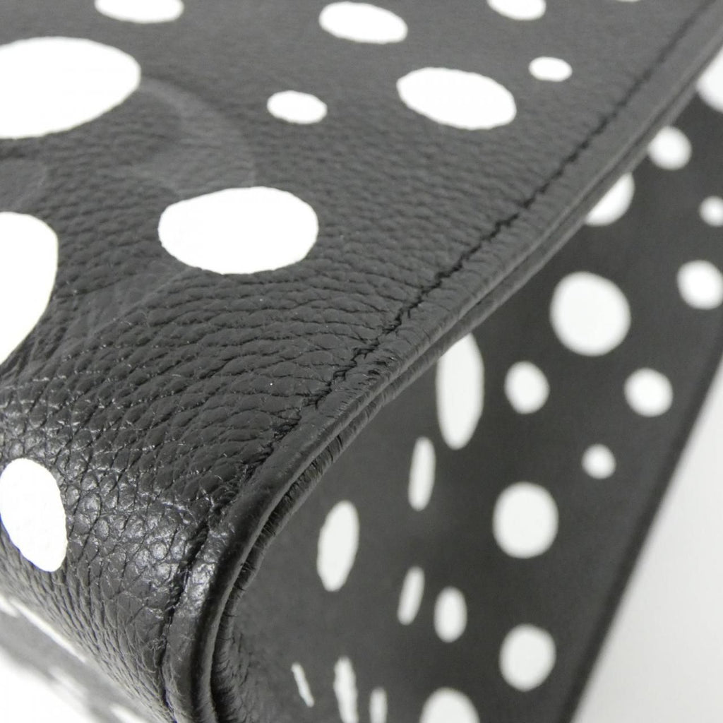 Louis Vuitton Taurillon On The Go — view 2