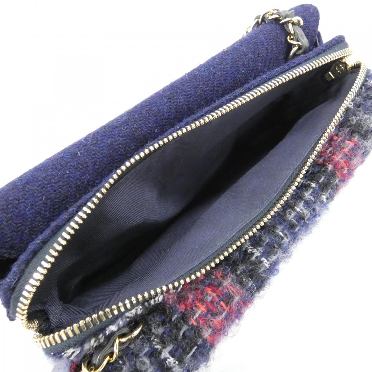 Chanel Shoulder Bag Navy — view 8