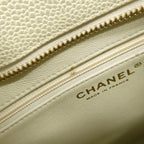 Chanel Vintage Bag Handbag Ivory — view 7