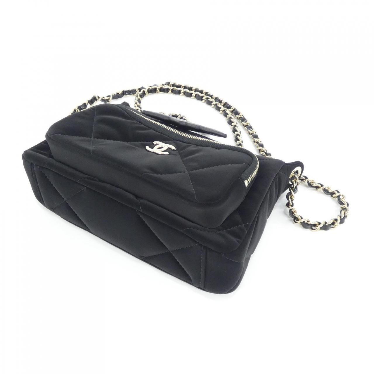 Chanel Chain Clutch Black — view 3