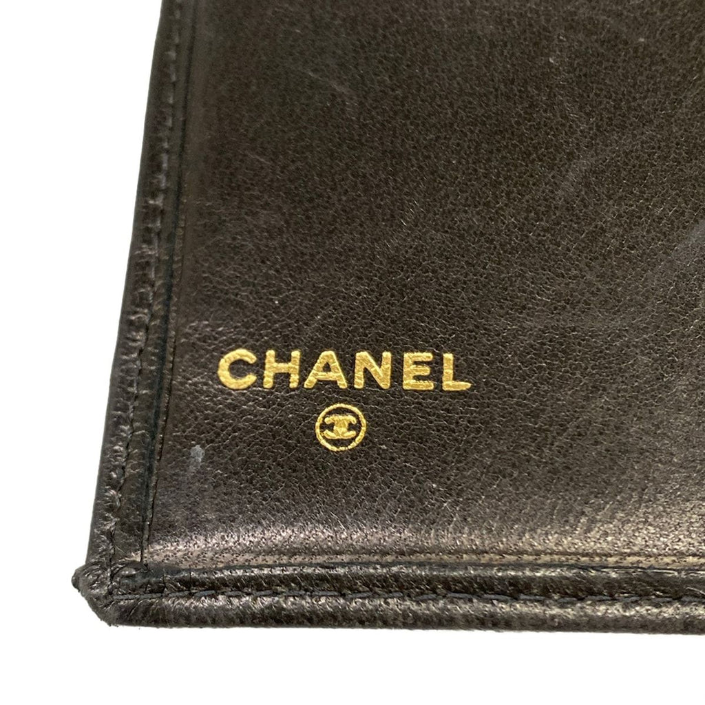 Chanel Wallet Bicolor Black Gold Kiss Lock Lambskin — view 5
