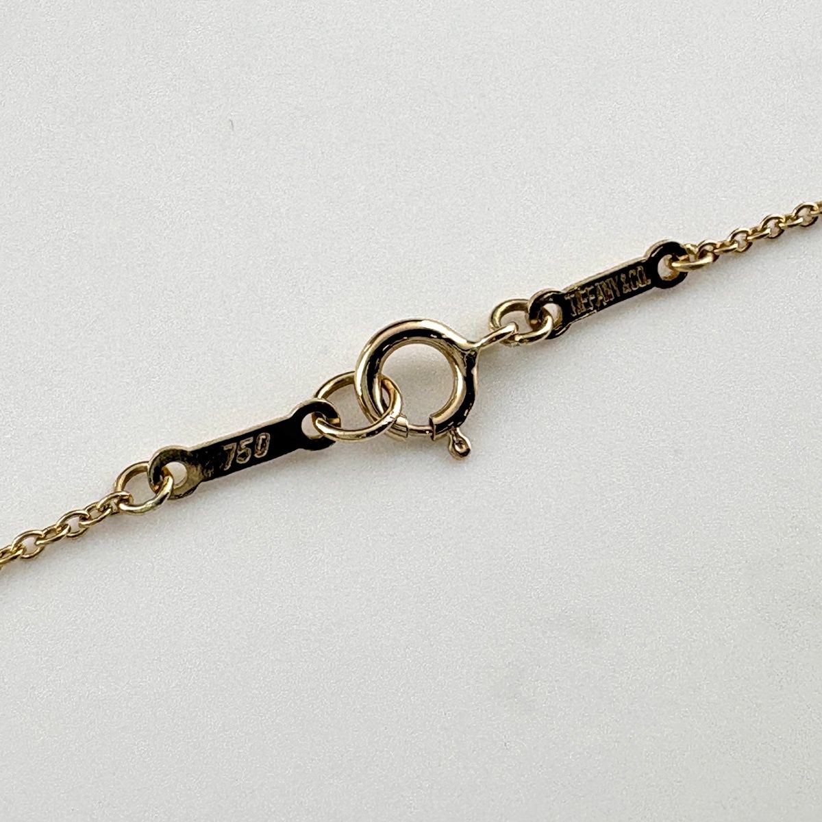 Tiffany & Co Open Teardrop Necklace YG Yellow Gold — view 3