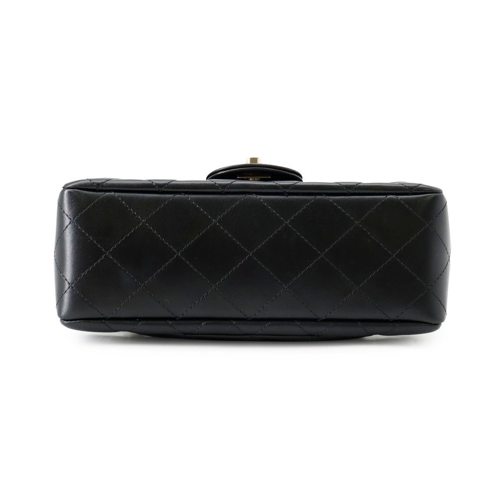 Chanel Chain Shoulder Bag Mini Quilted 20 CC Logo Lambskin Black — view 3