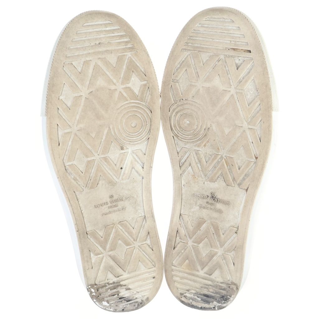 Louis Vuitton Monogram Tattoo Line Leather Low Cut Sneakers White — view 5