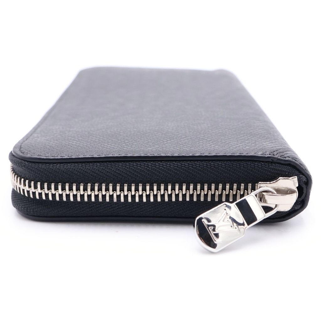 Louis Vuitton Zippy Wallet Horizontal Taiga Leather Black — view 3