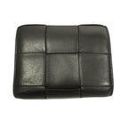 Bottega Veneta Cassette Maxi Intrecciato Trifold Wallet Leather Black — view 2