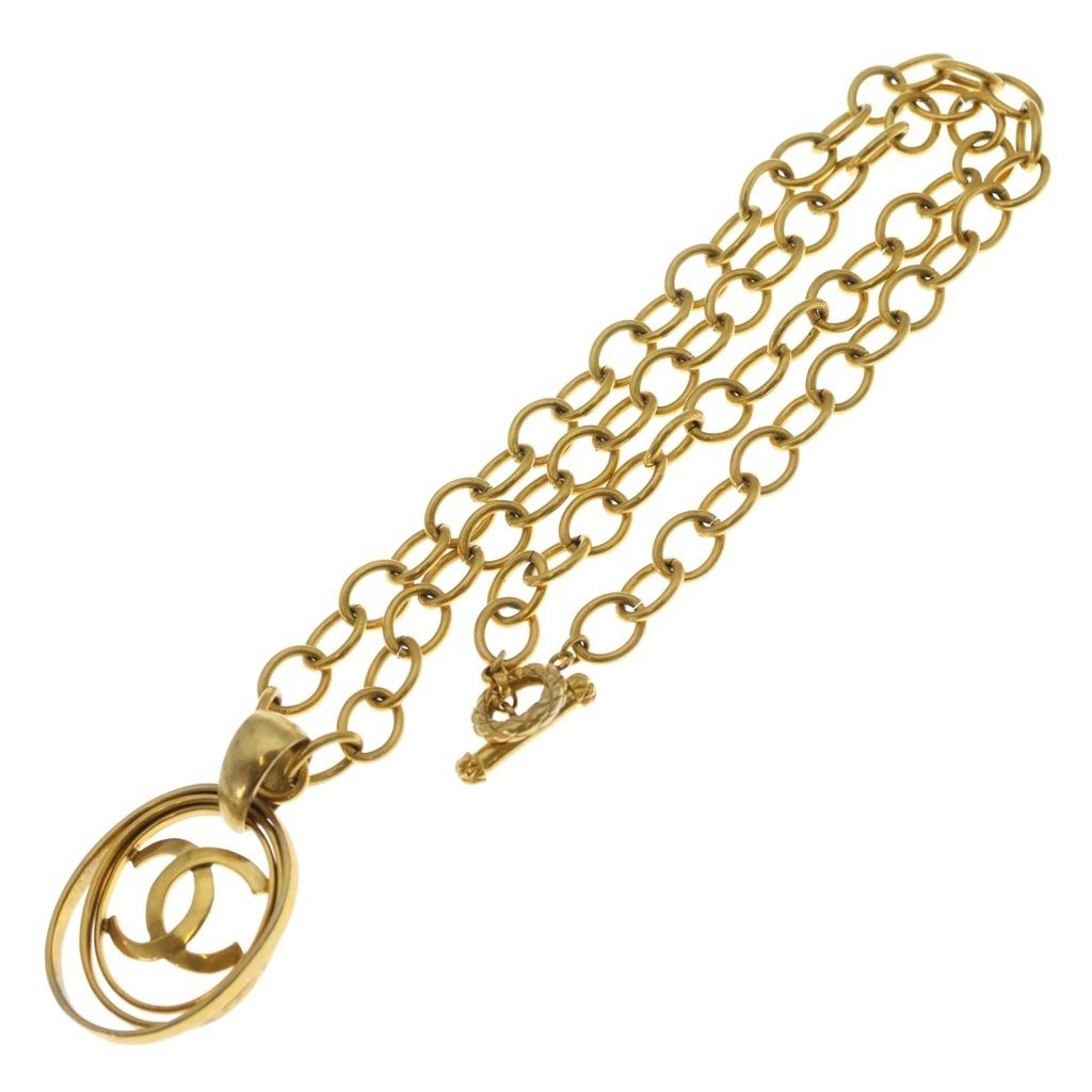 Chanel CC Logo Pendant Chain Gold — view 2