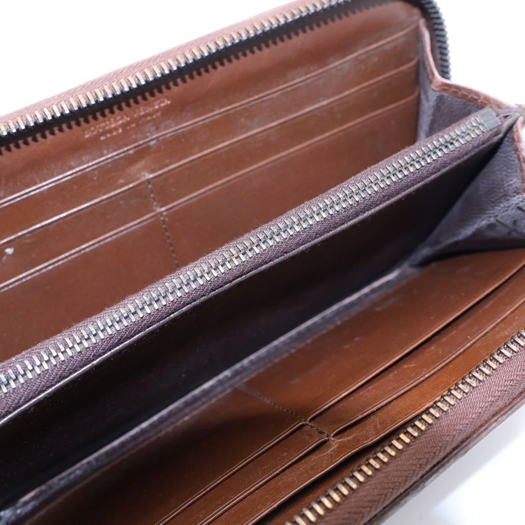 Bottega Veneta Intrecciato Round Zip Wallet Brown — view 4