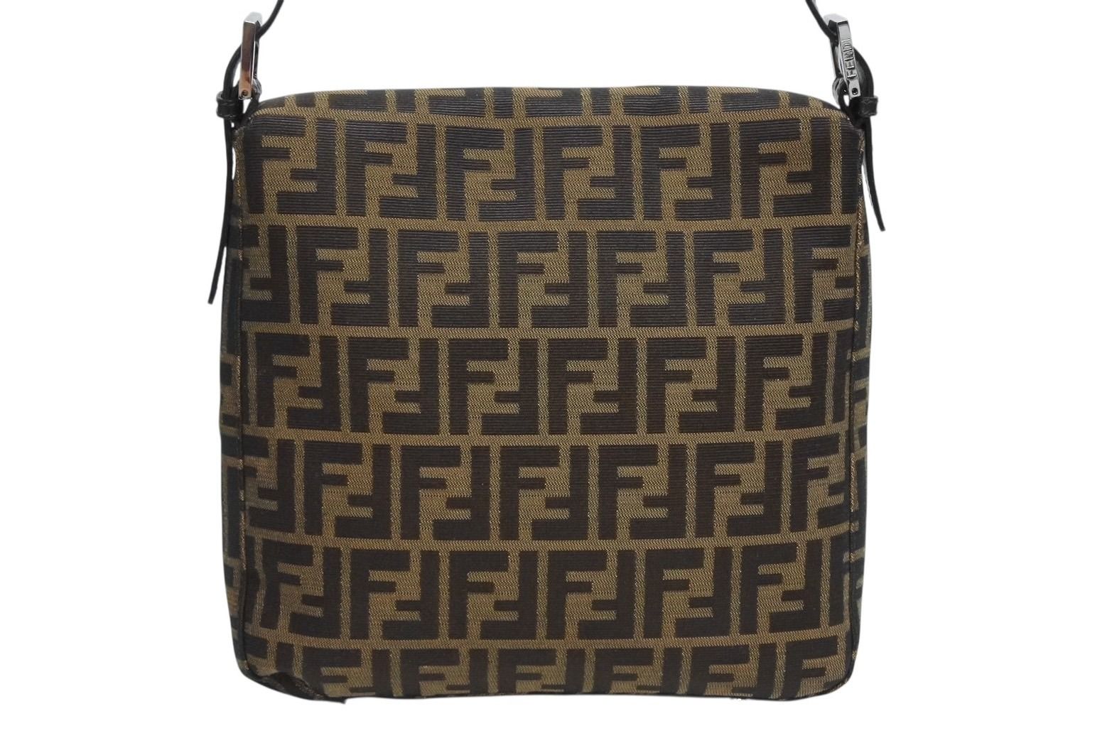 Fendi Mamma Baguette Bag Zucca Pattern Canvas Leather Brown Silver — view 3
