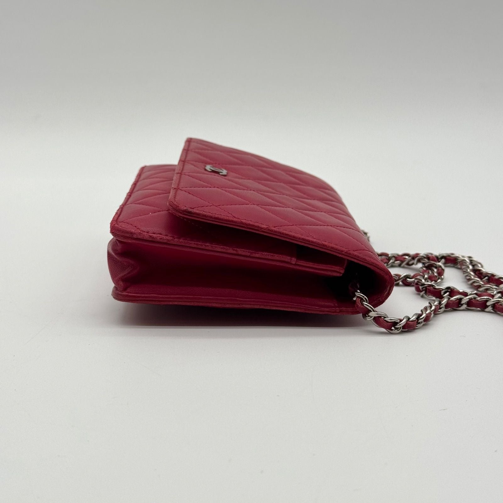 Chanel First Come Served Chain Wallet Lambskin Quilted CC Logo Shoulder — view 3